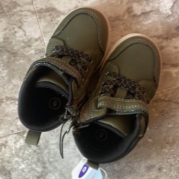 Toddler sz 6 cat and Jack shoes fall fashion - Picture 2 of 5